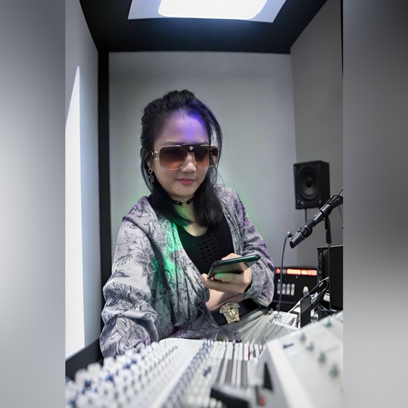 🚨JOCRUZ IS LIVE🚨 - Picture 9 of 10